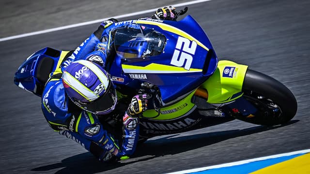 Yamaha VR46 Master Camp artwork 5