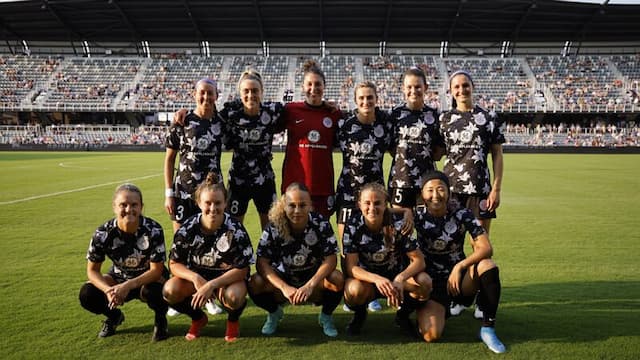 Racing Louisville FC artwork 5