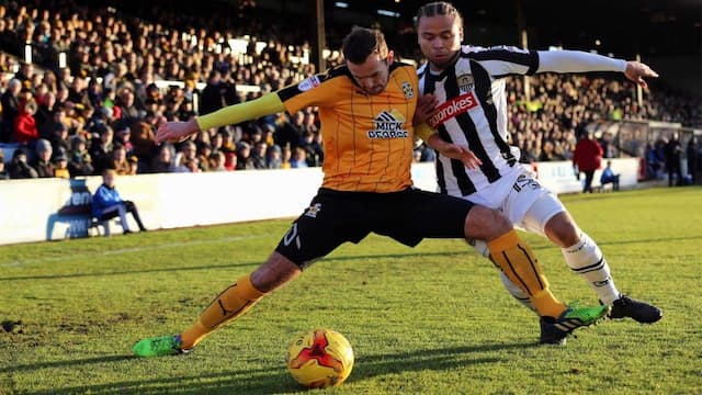 Cambridge United artwork 7