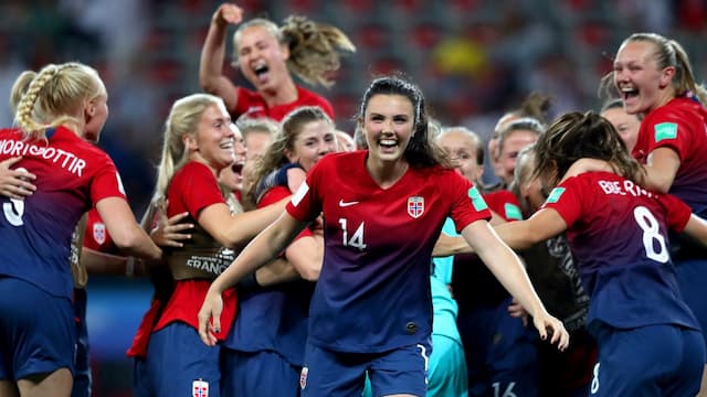 Norway Women artwork 6