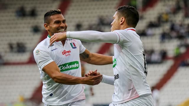 Once Caldas artwork 7