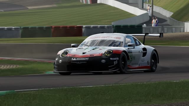 Porsche GT Team artwork 7