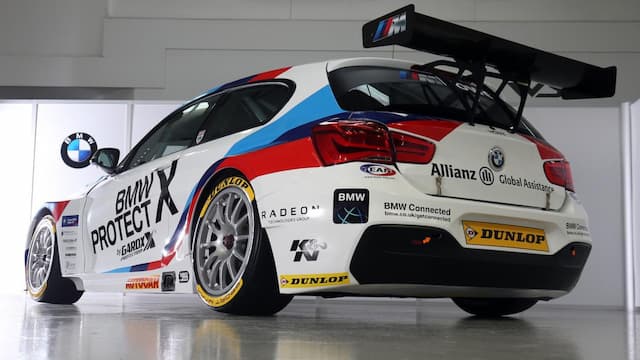 Team BMW artwork 8