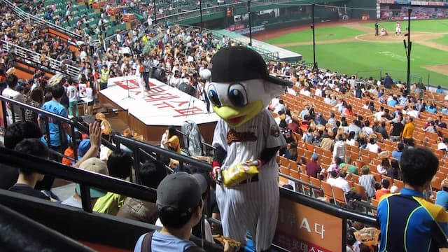 Lotte Giants artwork 8