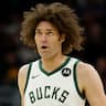 Robin Lopez